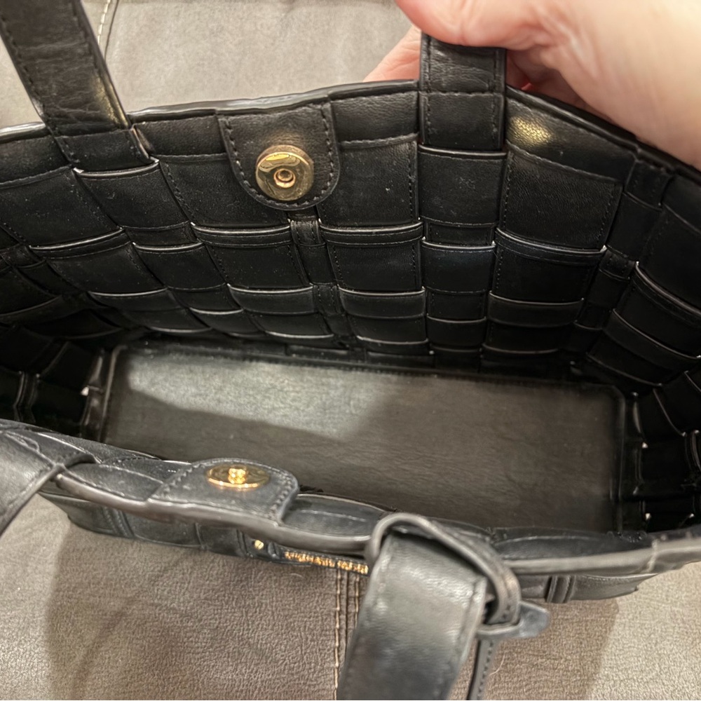 Michael Kors Black Woven Tote with Pouch - Picture 4 of 9